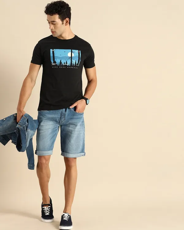 Black_Stylish_Classic_T-Shirt_For_Men