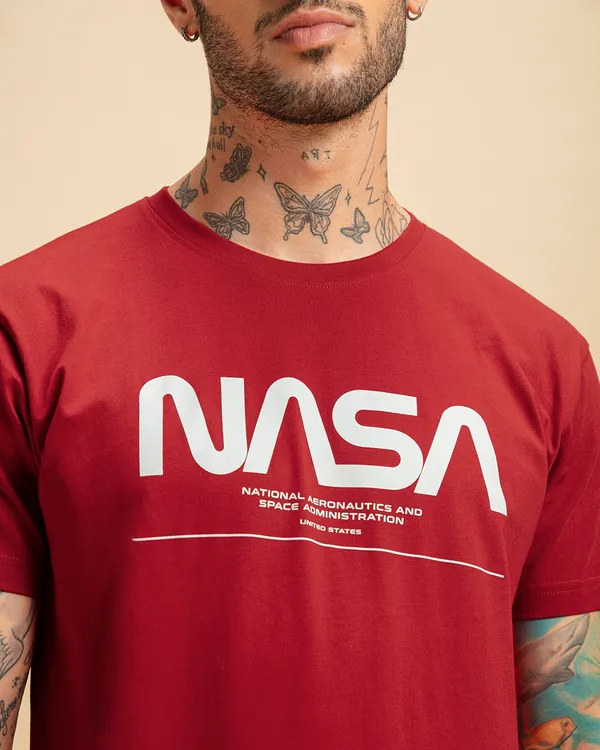Red_Stylish_Classic_T-Shirt_For_Men
