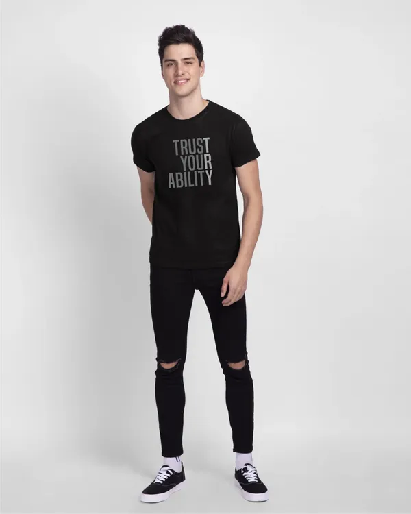 Black_Premium_Classic_T-Shirt_For_Men