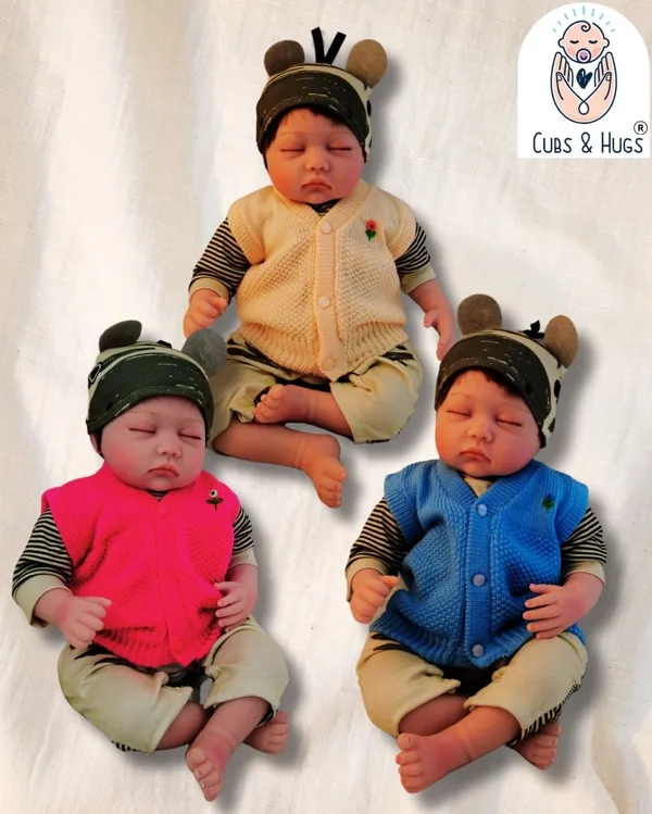 Multicolour_Woollen_New_Born_Baby_Vest_(Pack_Of_3)