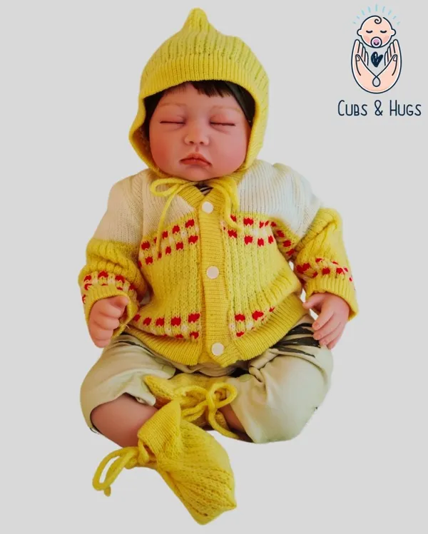 Yellow_Knitted_Full_Sleeves_Sweater_With_Colour_Block_Design