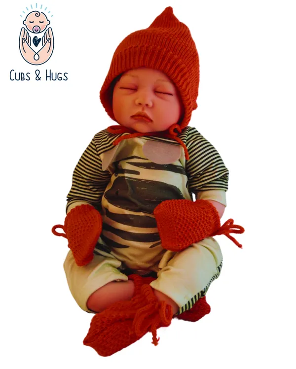 Brown_Knitted_Woollen_Mittens,_Booties_&_Cap_Set_For_New_Born_Baby
