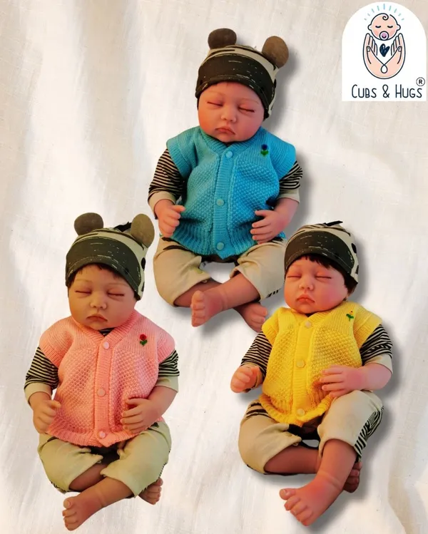 Multicolour_Woollen_New_Born_Baby_Vest_(Pack_Of_3)