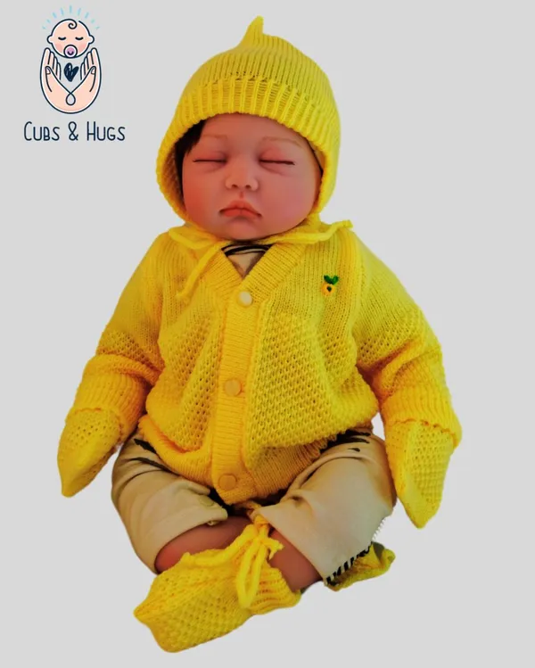 Yellow_Sweater_Set_With_Cap_Booties_Mittens_For_New_Born_Baby