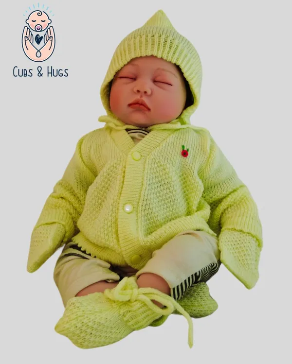 Lemon_Yellow_Sweater_Set_With_Cap_Booties_Mittens_For_New_Born_Baby