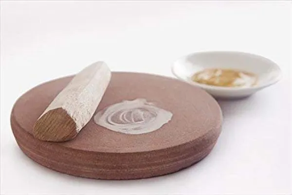 Stone_Chandan_Pata_With_2_Piece_Chandan_Stick