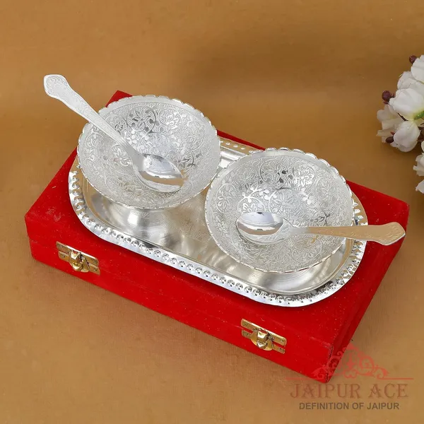 Round_German_Silver_Plated_Bowl_With_Tray_Set_|_1_Tray_with_2_Bowls_(150_Ml)_&_2_Spoons