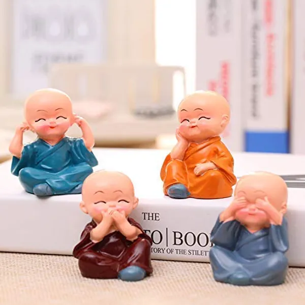 Set_Of_8_Miniature_Monk_Set_Showpiece_For_Home