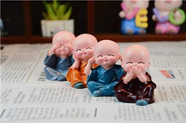 Set_Of_8_Miniature_Monk_Set_Showpiece_For_Home