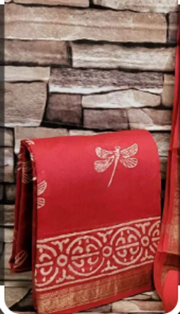Hand_Printed_Red_Taditional_Bird_Print_Maheshwari_Silk_Suit_For_Women