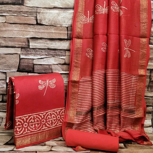 Hand_Printed_Red_Taditional_Bird_Print_Maheshwari_Silk_Suit_For_Women