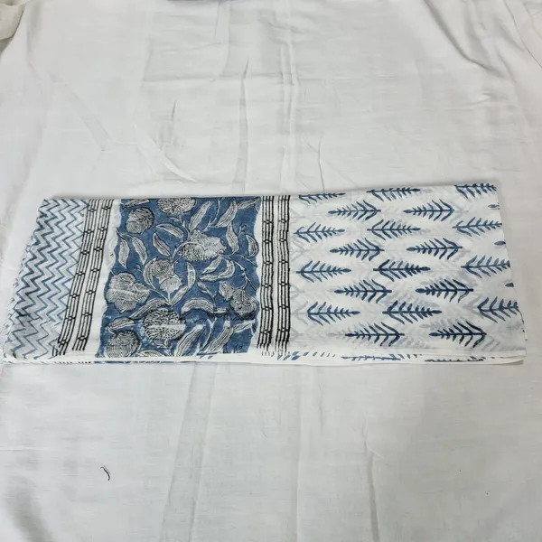 Hand_Printed_Blue_&_White_Taditional_Elegant_Cotton_Suit_With_Mulmul_Dupatta_For_Women