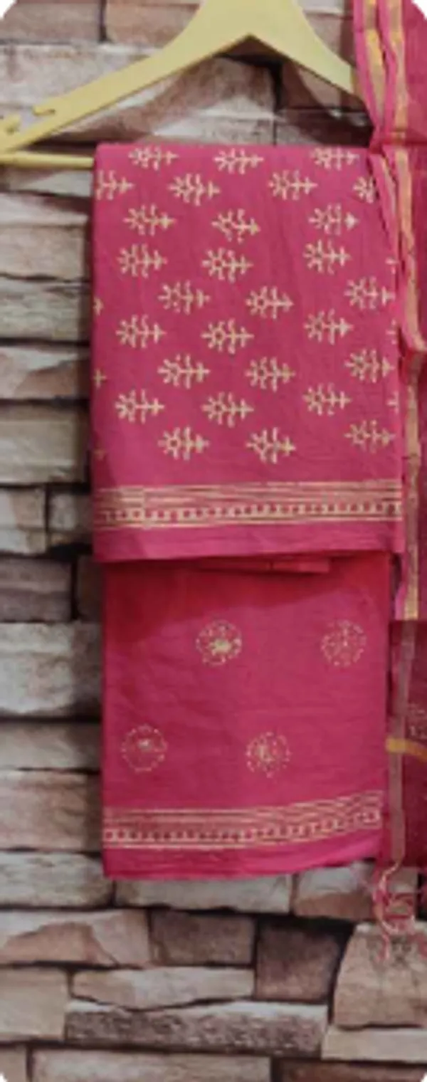 Hand_Printed_Maroon_Taditional_Elegant_Cotton_Suit_With_Kota_Dupatta_For_Women