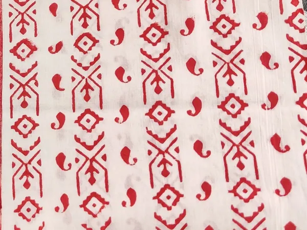 Hand_Printed_Cotton_Suit_Set_With_Mulmul_Duptta