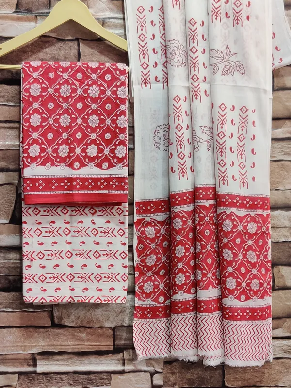Hand_Printed_Cotton_Suit_Set_With_Mulmul_Duptta