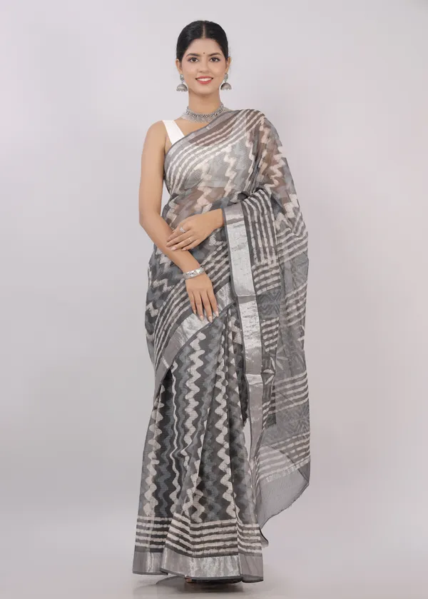Hand_Printed_Grey_Taditional_Vibrant_Print_Kota_Doria_Saree_For_Women