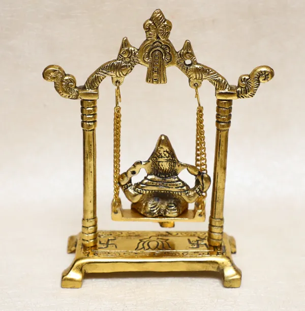 Golden_Metal_Ganesh_Swing_Jhula_For_Home_And_Office_Gift_Item_Decorative_Showpiece