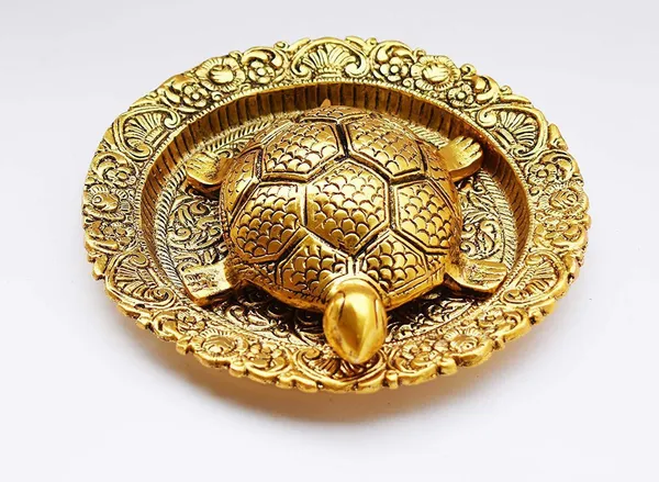 Golden_Metal__Feng_Shui_Tortoise_On_Plate_Showpiece_For_Good_Luck_Decorative_Showpiece