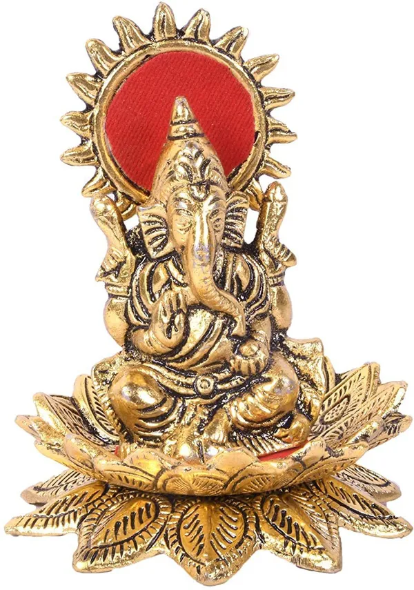 Golden_Metal_Lord_Ganesh_Sitting_On_Lotus_Flower_Decorative_Showpiece