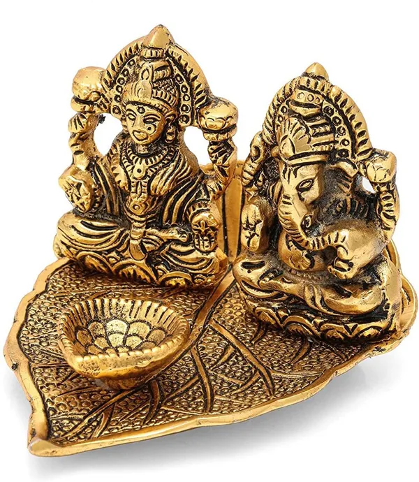 Golden_Metal_Laxmi_Ganesh_Diya_Idol_With_Oil_Lamp_Deepak_Metal_Lakshmi_Ganesha_Showpiece_For_Diwali_Puja_Gift_Decorative_Showpiece