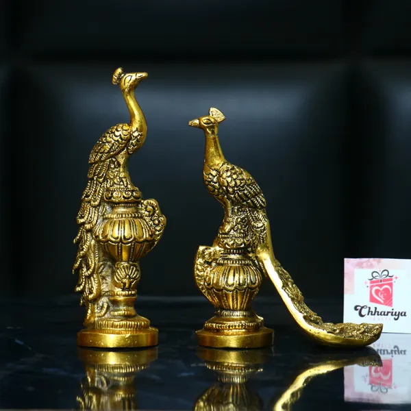Golden_Metal_Pair_Of_Kissing_Peacock_Love_Birds_Decorative_Showpiece
