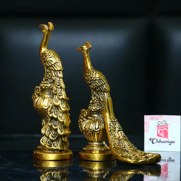 Golden_Metal_Pair_Of_Kissing_Peacock_Love_Birds_Decorative_Showpiece