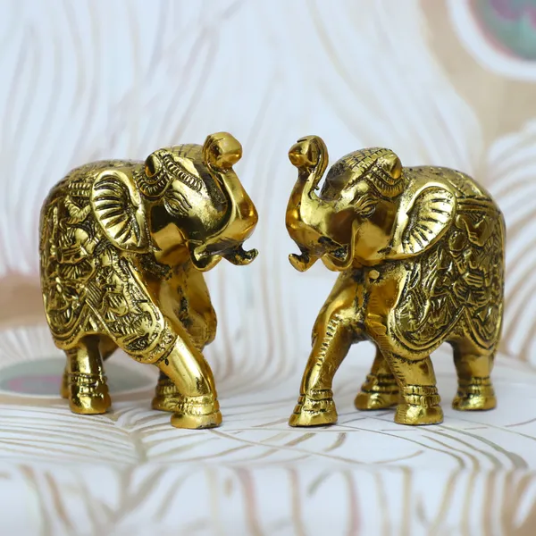 Golden_Metal_Elephant_Pair_With_Ganesh_And_Riddhi_Siddhi_For_Home_And_Office_Decorative_Showpiece