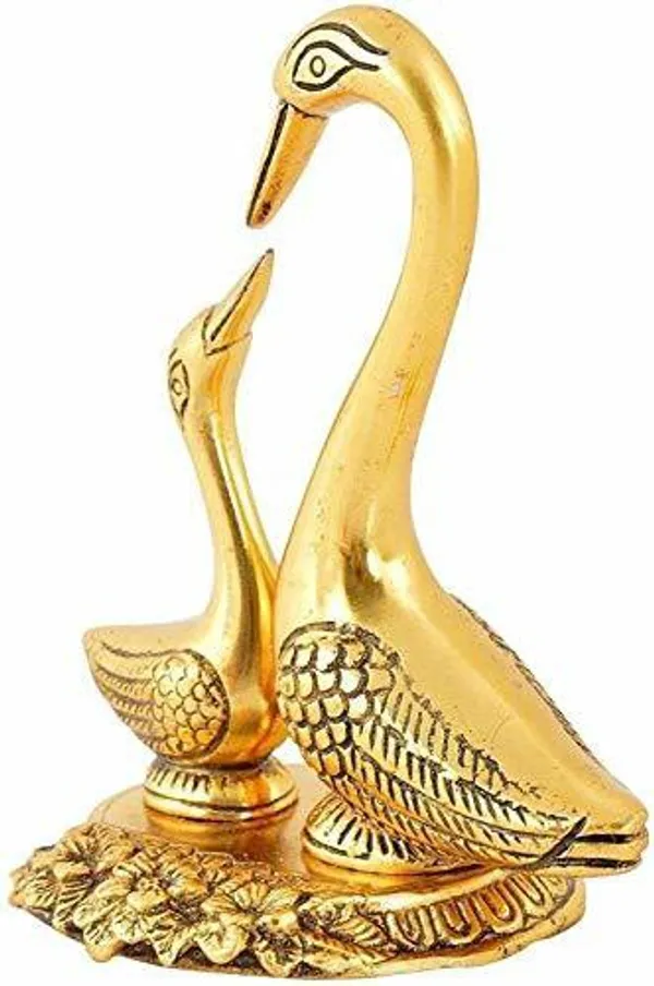 Golden_Metal_Pair_Of_Kissing_Duck_Love_Bird_Metal_Gift_Item_For_Living_Room_Decorative_Showpiece