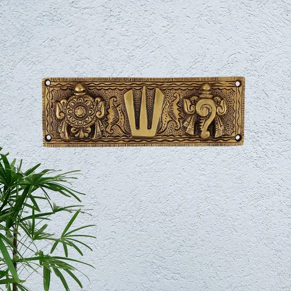 Golden_Metal_Tirupati_Balaji_Shankh_Chakra_Tilak_For_Home_&_Office_Decorative_Showpiece