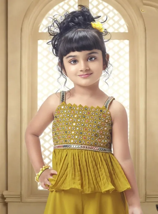Yellow_Georgett_Kurti_Plazza_And_Duppata_Set
