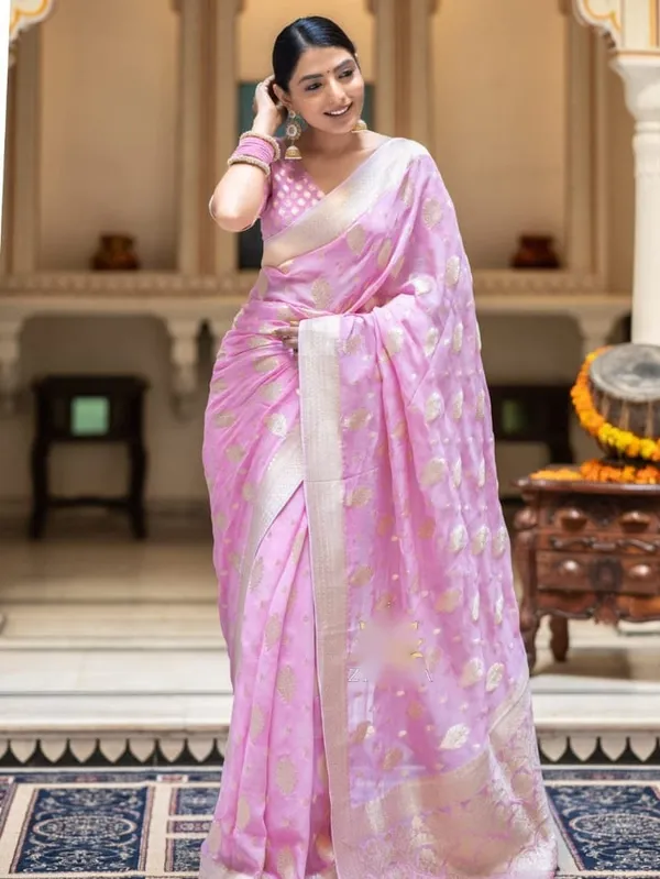 Baby_Pink_Soft_Cotton_Weave_Saree_With_Unstitched_Blouse_For_Women