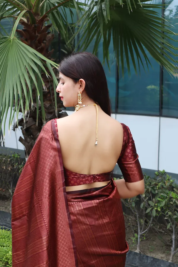 Maroon_Kanjivaram_Silk_Saree_For_Women