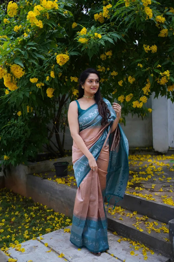 Peach_Kanjivaram_Silk_Saree_For_Women