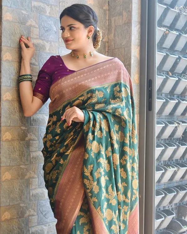 Green_Kanjivaram_Silk_Saree_For_Women