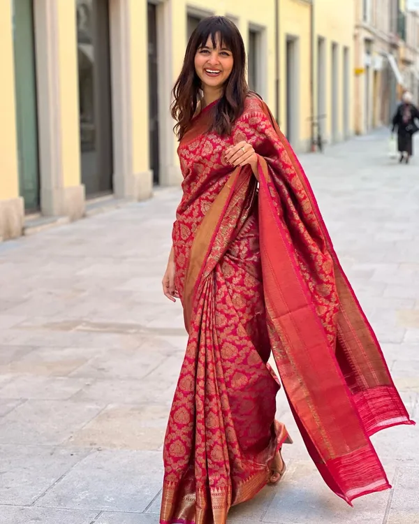 Pink_Kanjivaram_Silk_Saree_For_Women