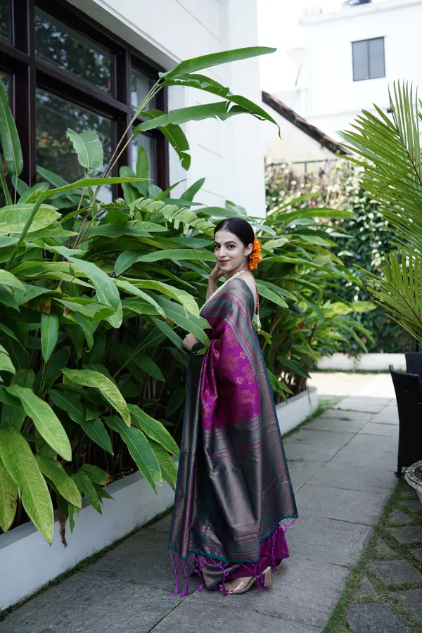 Purple_Kanjivaram_Silk_Saree_For_Women