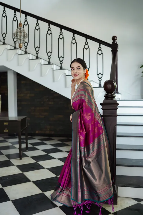 Purple_Kanjivaram_Silk_Saree_For_Women