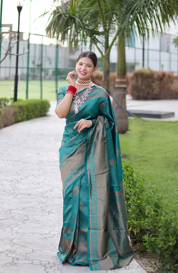 Teal_Kanjivaram_Silk_Saree_For_Women