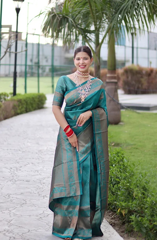 Teal_Kanjivaram_Silk_Saree_For_Women