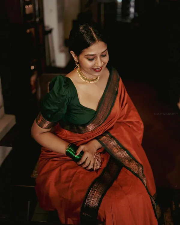 Orange_Green_Pure_Banarasi_Saree_For_Women