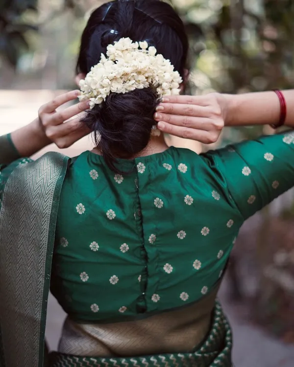Green_Kanjivaram_Silk_Saree_For_Women