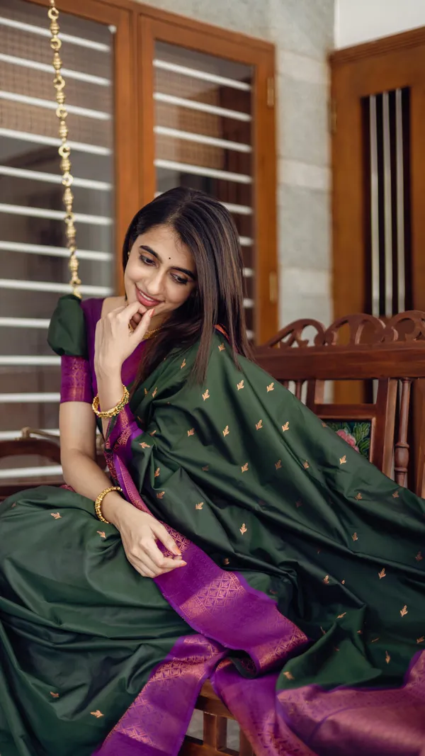 Green_Kanjivaram_Silk_Saree_For_Women
