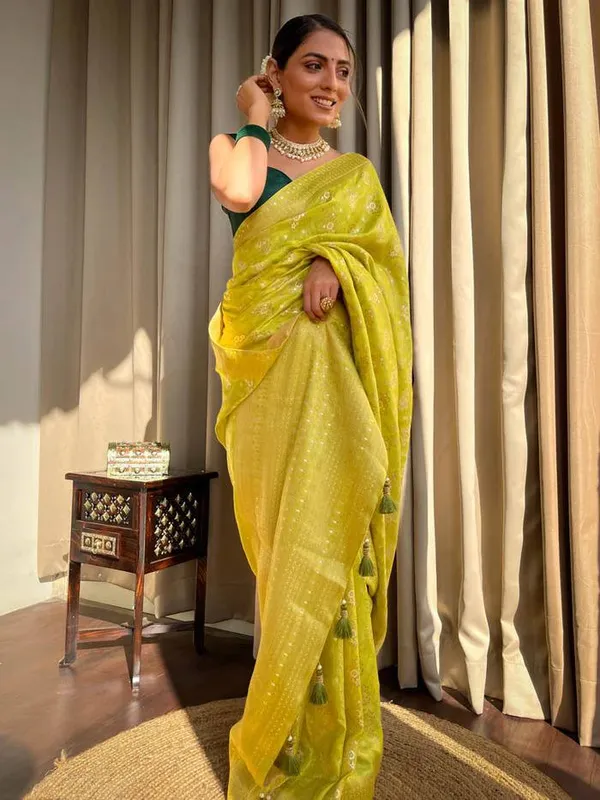 Green_Pure_Banarasi_Saree_For_Women