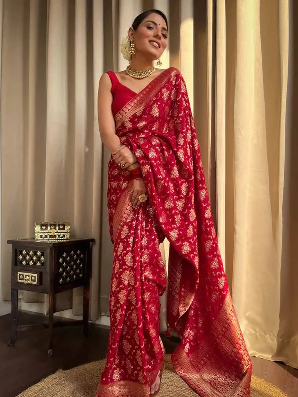 Red_Pure_Banarasi_Saree_For_Women