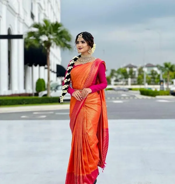 Orange_Embellished_Bollywood_Jacquard_Saree_(Orange)_For_Women