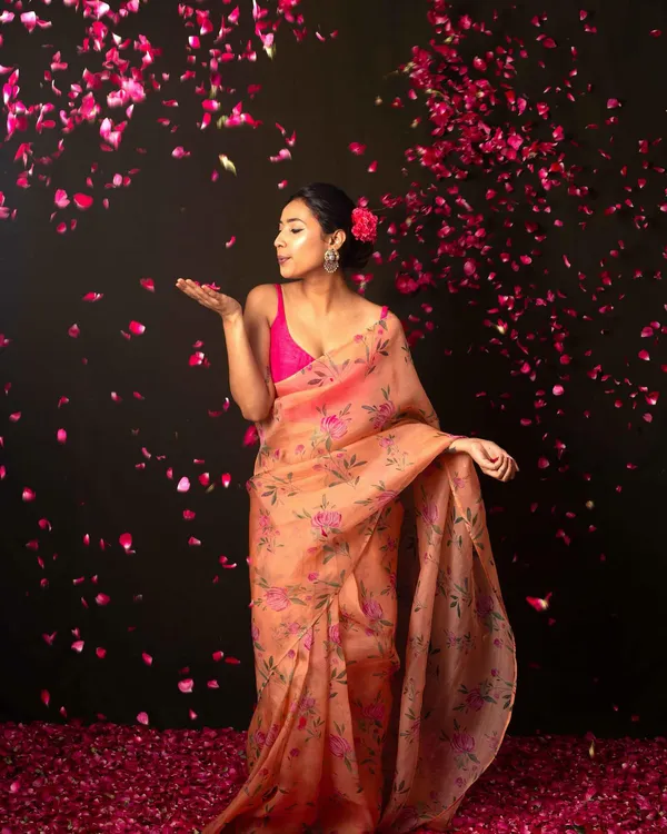 Rumi_Peach_Organza_Silk_Saree_For_Women