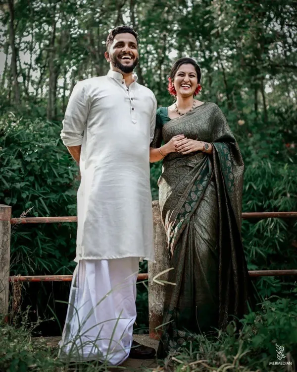 Green_Woven_Banarasi_Jacquard_Saree_For_Women