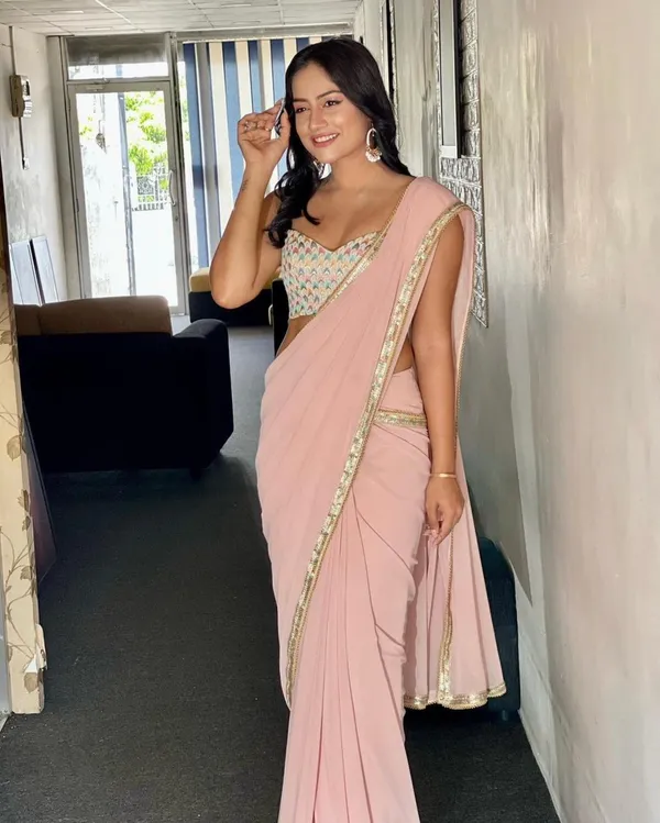 Rose_Pink_Trendy_Embroidered_Georgette_Saree_For_Women