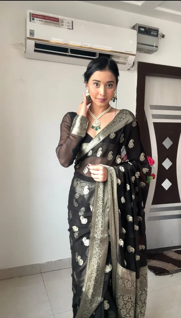 Black_1-Minute_Ready_To_Wear_Saree_For_Women