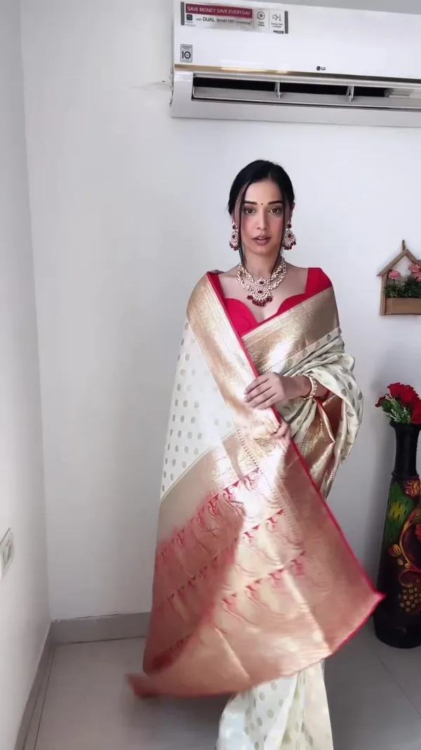 White_1-Minute_Ready_To_Wear_Saree_For_Women